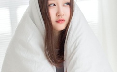 晚上打扑克的声音视频